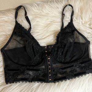GORGEOUS Victoria Secret Bra